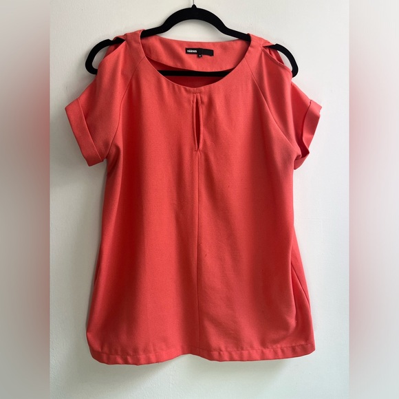 Open shoulder blouse - Picture 3 of 3